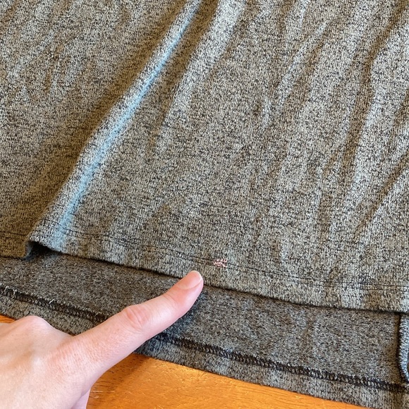 Lane Bryant Womens Size 22/24 Olive Green V-Neck Soft Long Sleeve Tunic T-Shirt - Picture 10 of 12